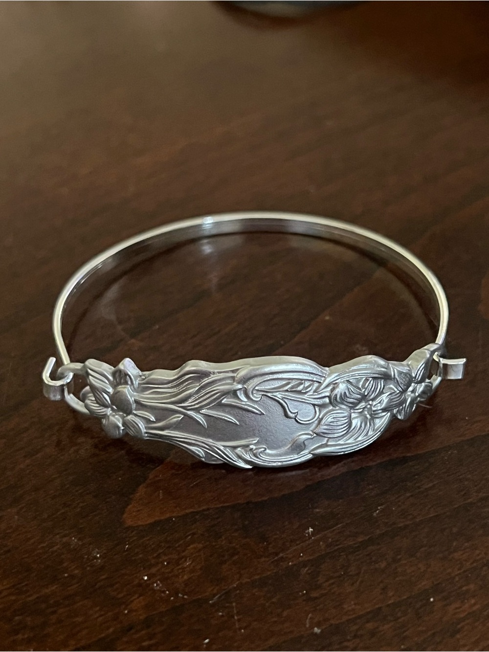 Source Unknown Silver Floral Relief Bangle Bracelet